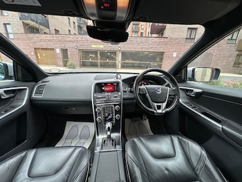 Used Volvo XC60 2017 for sale - 76259276: Photo