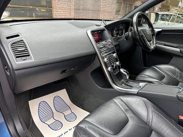 Used Volvo XC60 2017 for sale - 76259276: Photo 4
