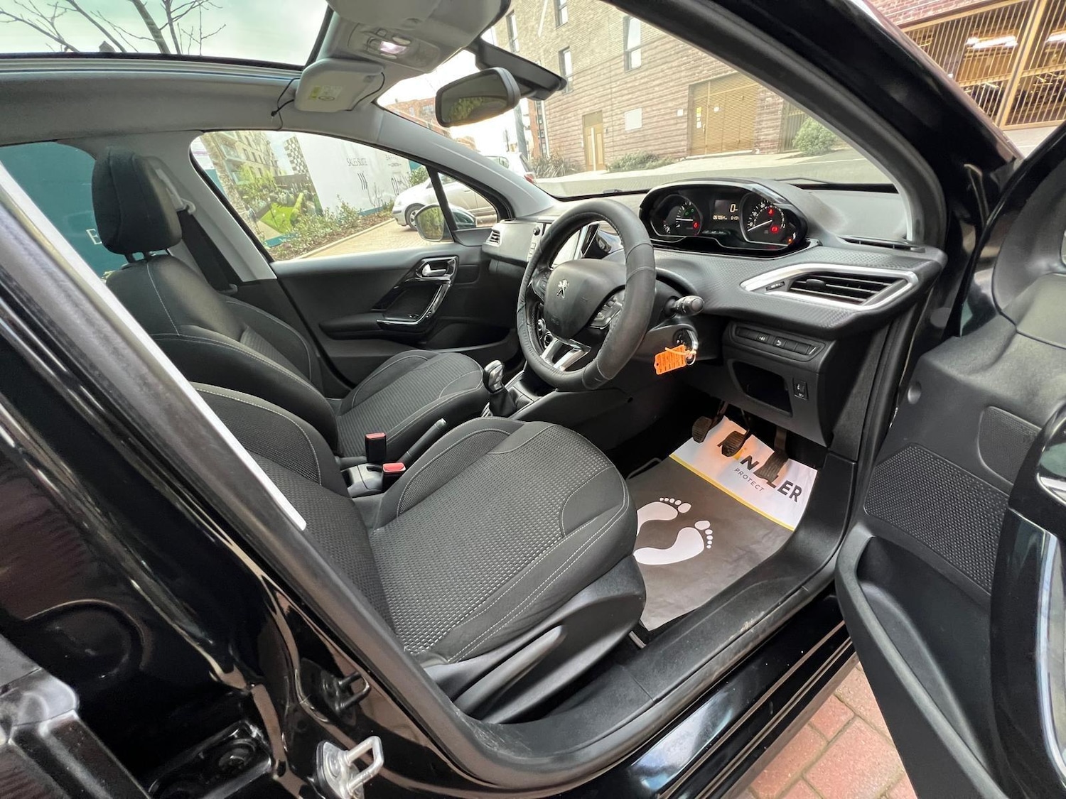 Used Peugeot 208 2018 for sale - 77057556: Photo 10