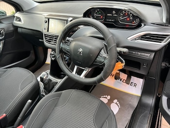 Used Peugeot 208 2018 for sale - 77057556: Photo