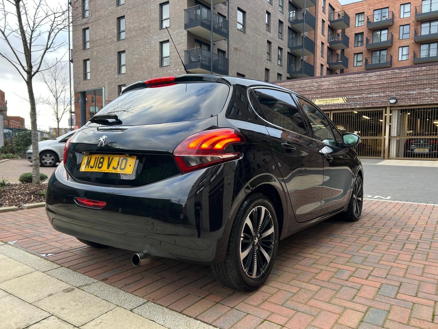 Used Peugeot 208 2018 for sale - 77057556: Photo 8