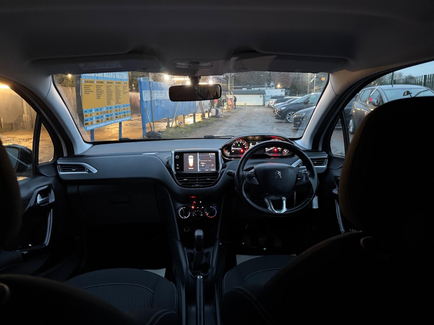 Used Peugeot 208 2017 for sale - 77203559: Photo 12