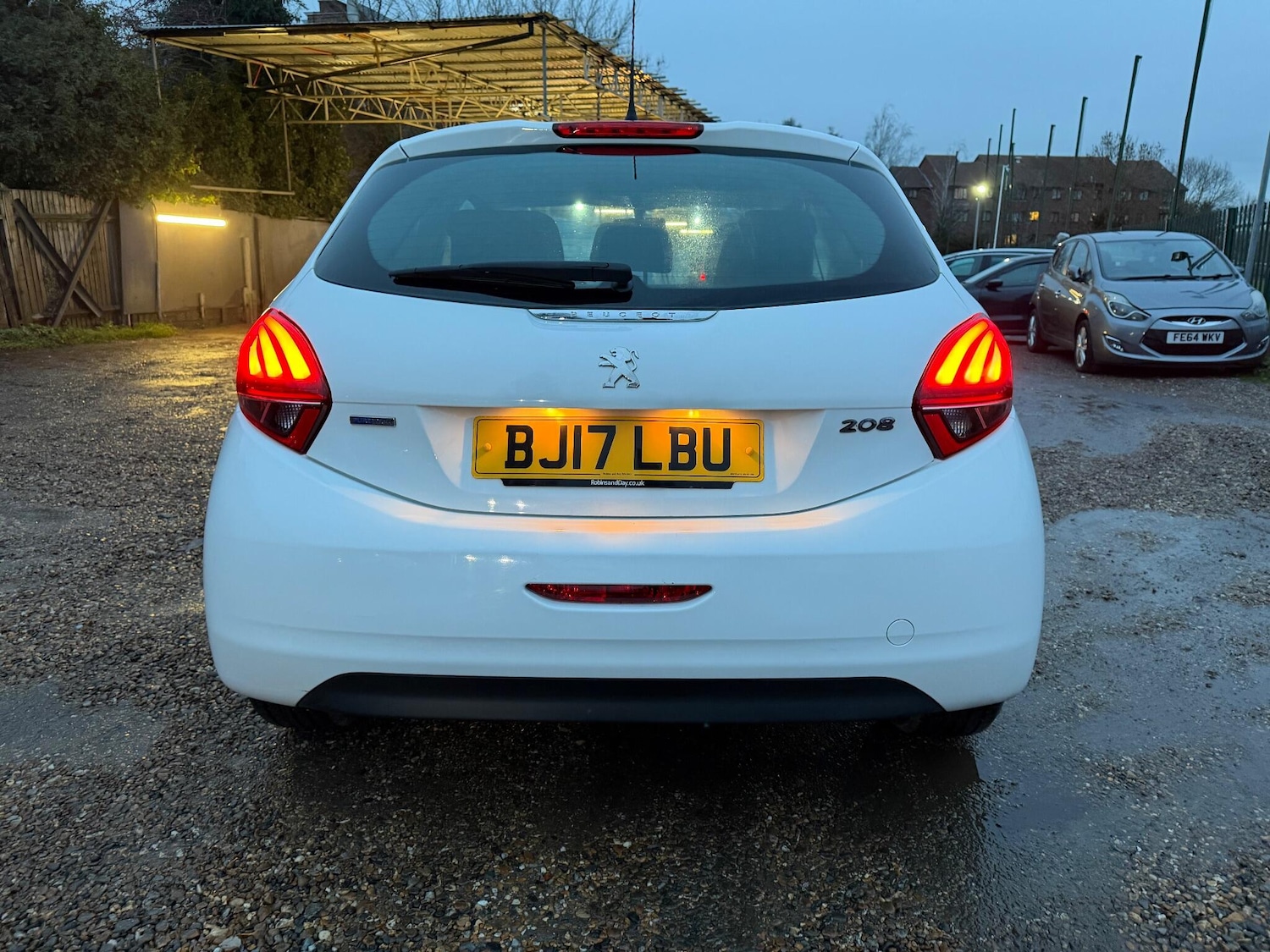 Used Peugeot 208 2017 for sale - 77203559: Photo 7