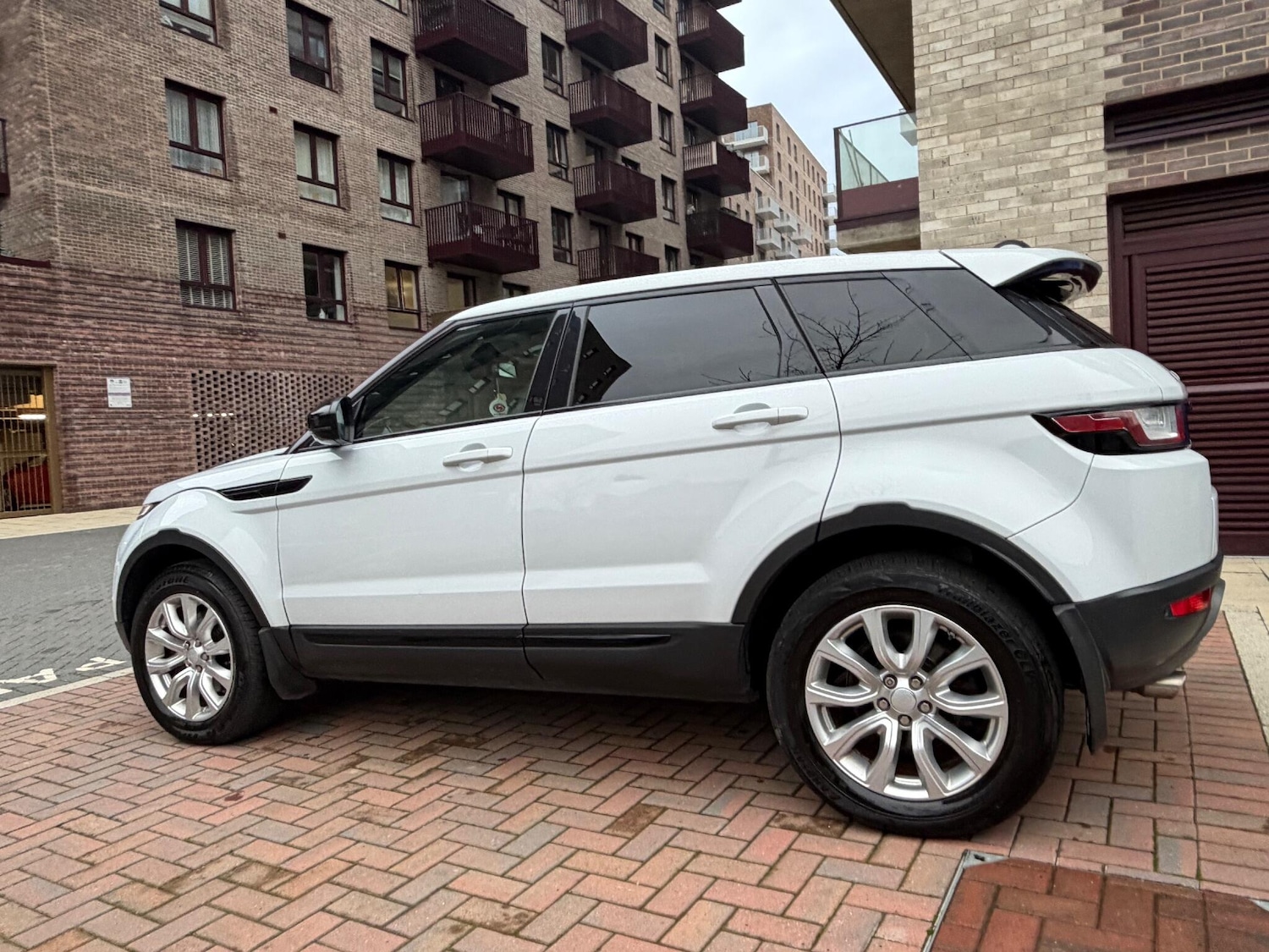 Used Land Rover Range Rover Evoque 2016 for sale - 76855994: Photo 17