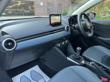 Used Mazda Mazda2 2022 for sale - 74622840: Photo