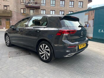 Used Volkswagen Golf 2024 for sale - 78244744: Photo