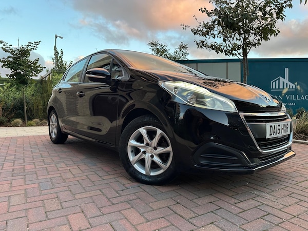 Used Peugeot 208 2016 for sale - 76020845: Photo 10