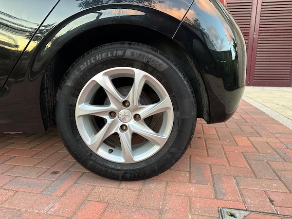 Used Peugeot 208 2016 for sale - 76020845: Photo 23