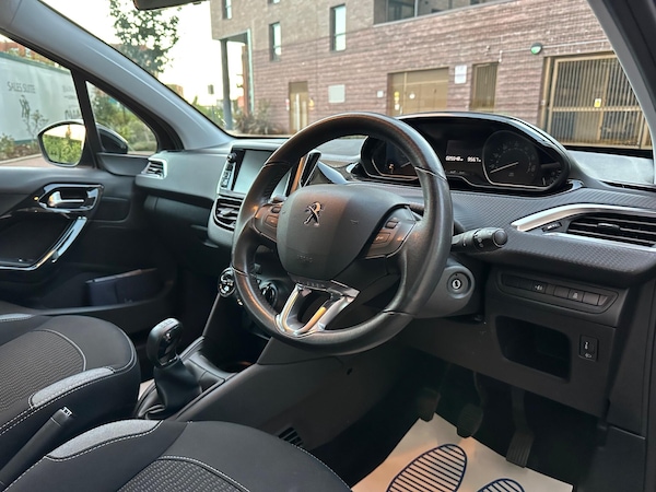 Used Peugeot 208 2016 for sale - 76020845: Photo 26
