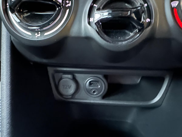 Used Peugeot 208 2016 for sale - 76020845: Photo 41
