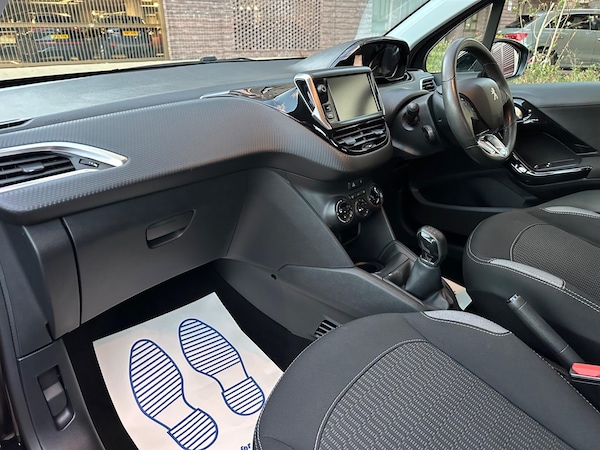 Used Peugeot 208 2016 for sale - 76020845: Photo 4