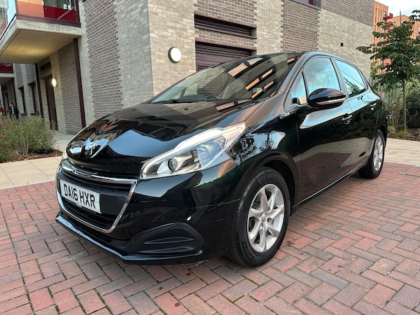 Used Peugeot 208 2016 for sale - 76020845: Photo 6