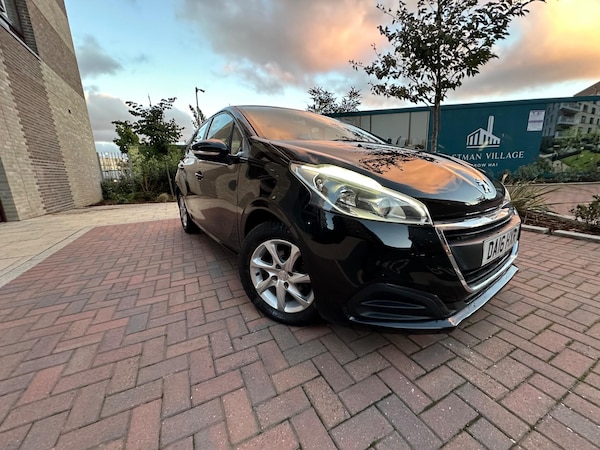 Used Peugeot 208 2016 for sale - 76020845: Photo 8