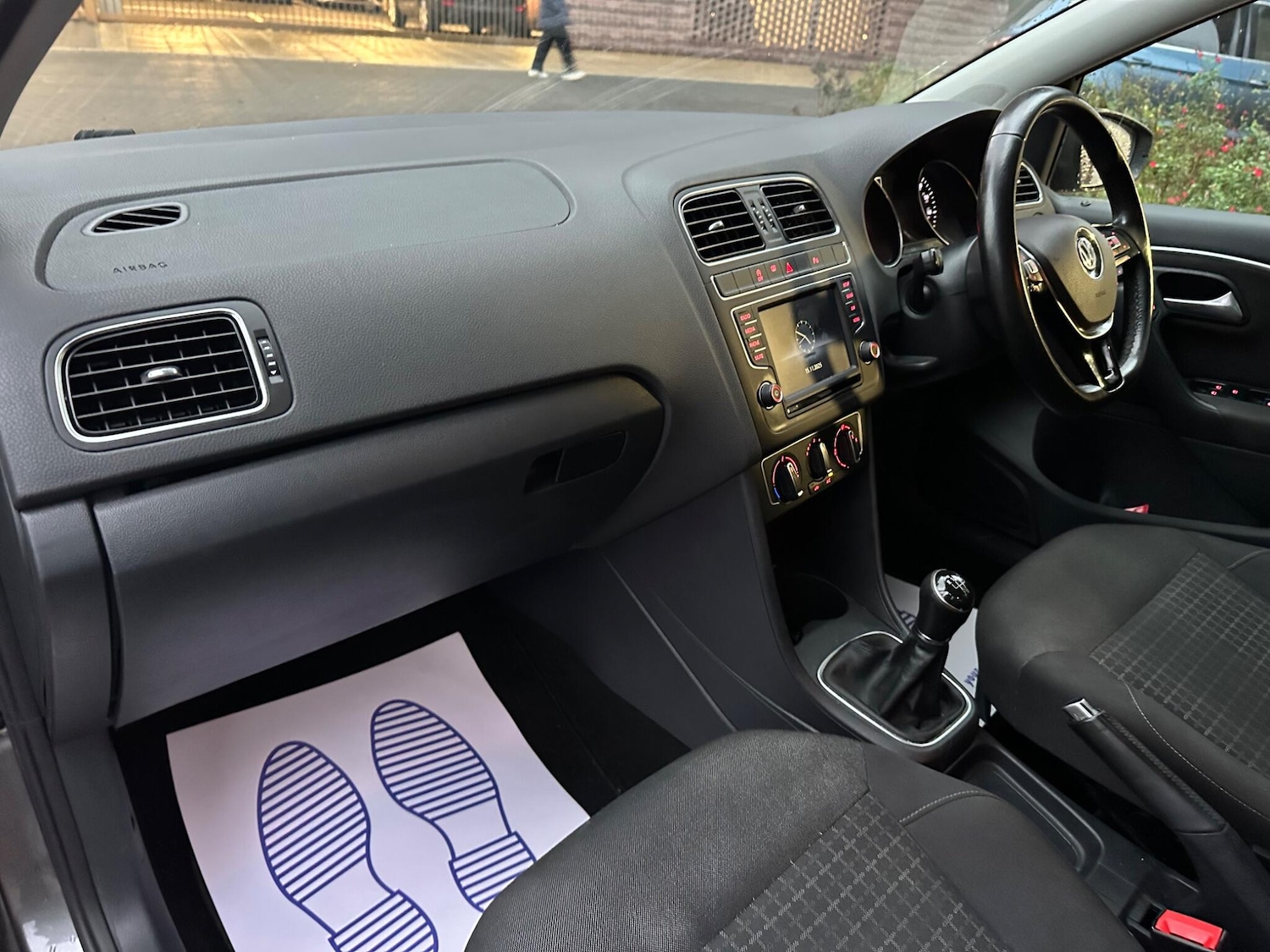 Used Volkswagen Polo 2016 for sale - 76992232: Photo 23