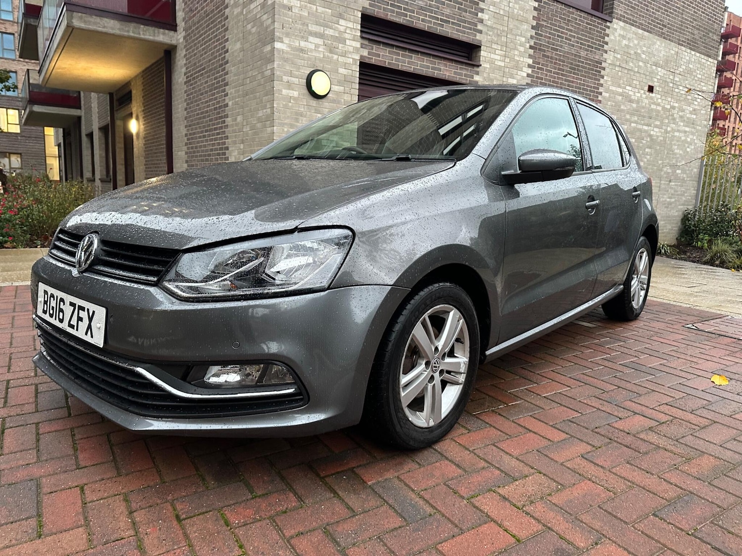 Used Volkswagen Polo 2016 for sale - 76992232: Photo 5