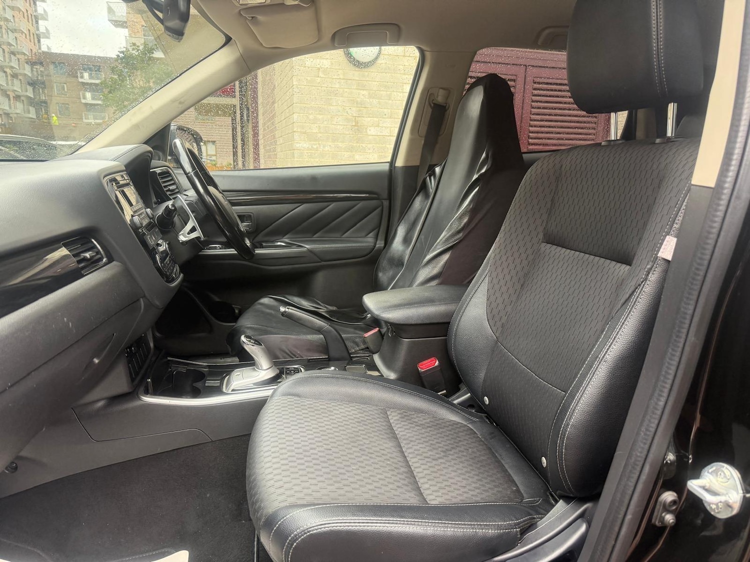 Used Mitsubishi Outlander 2016 for sale - 76337802: Photo 22