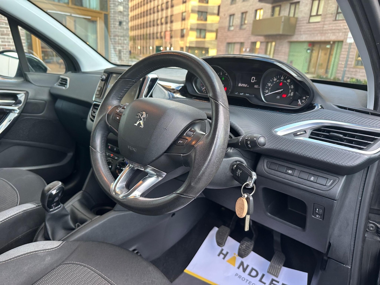 Used Peugeot 208 2016 for sale - 76714196: Photo 20