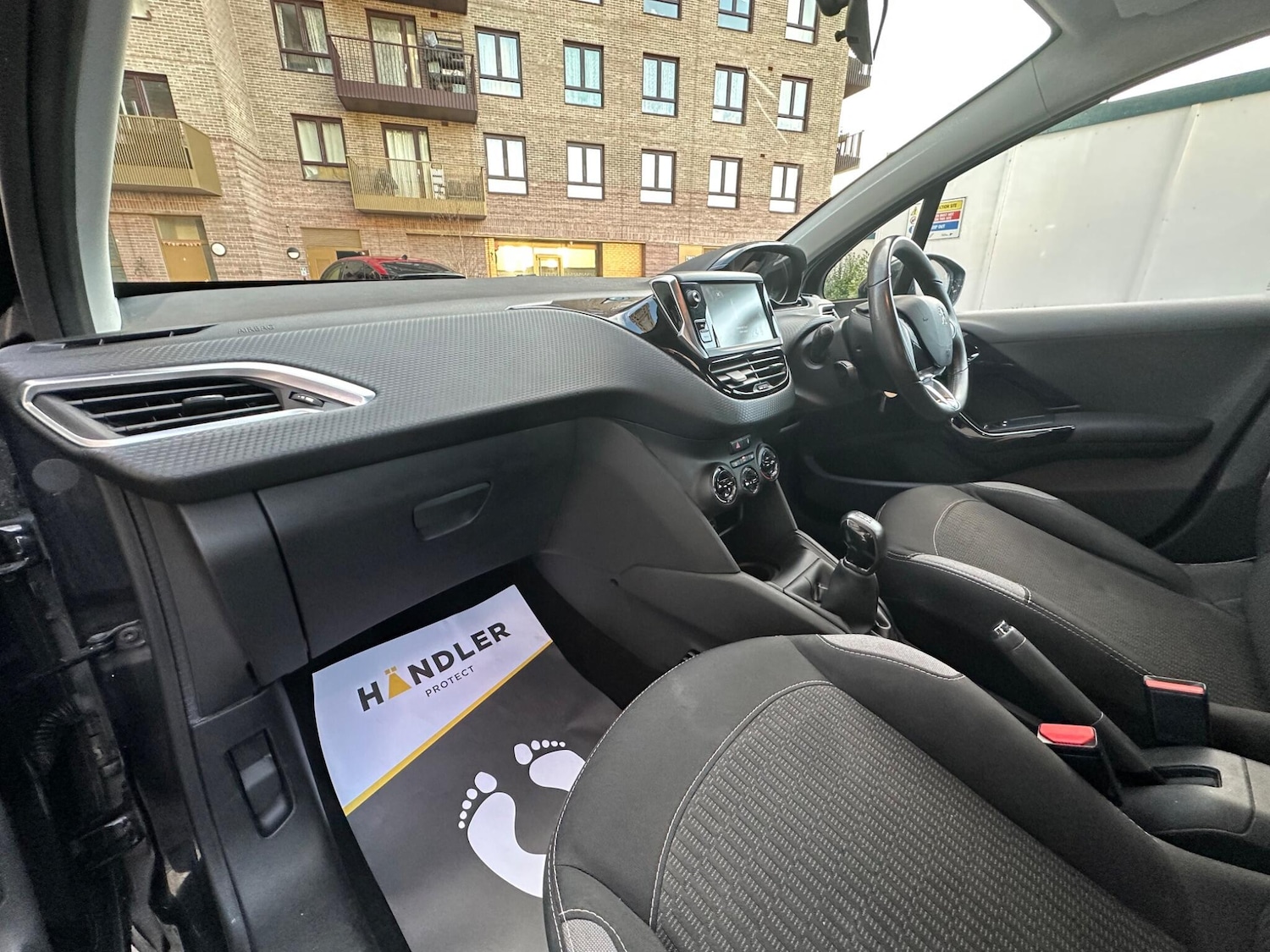 Used Peugeot 208 2016 for sale - 76714196: Photo 22