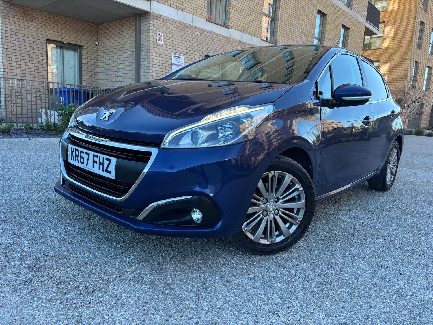 Used Peugeot 208 2017 for sale - 77940375: Photo 18