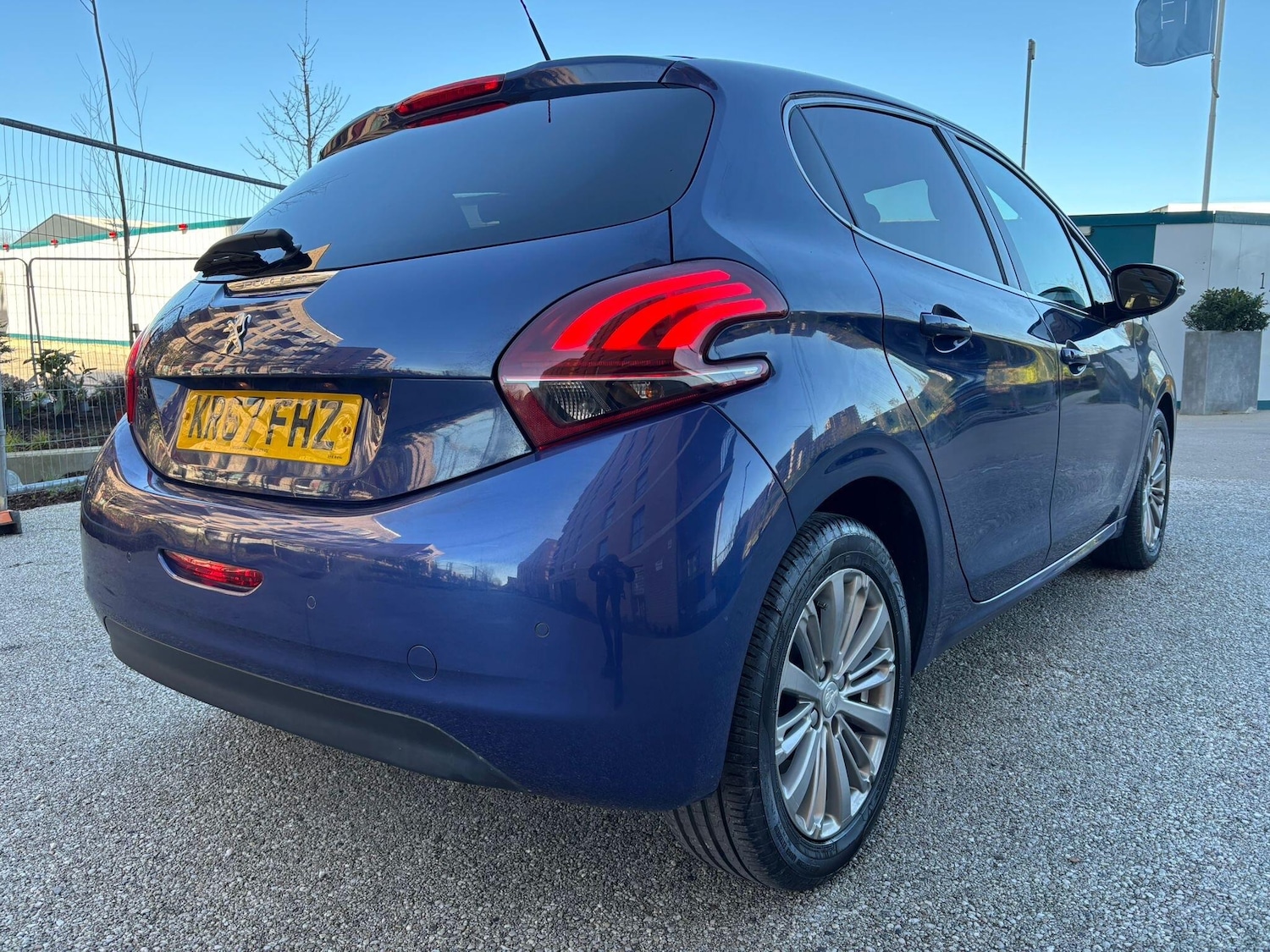 Used Peugeot 208 2017 for sale - 77940375: Photo 28
