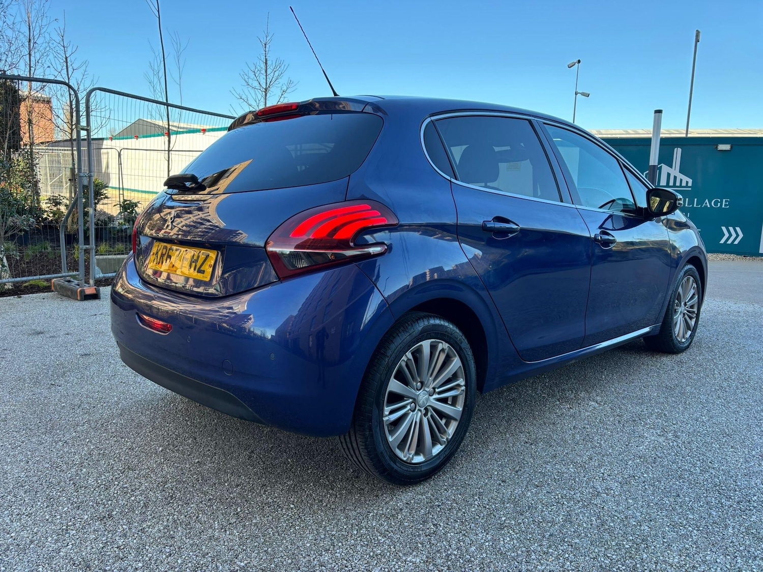 Used Peugeot 208 2017 for sale - 77940375: Photo 29