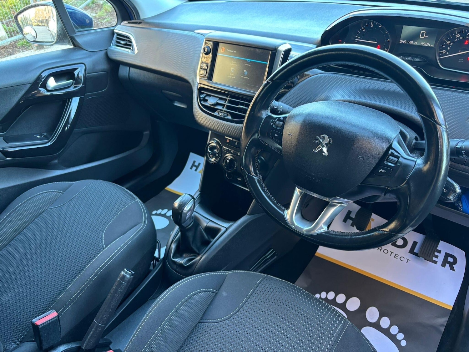 Used Peugeot 208 2017 for sale - 77940375: Photo 4