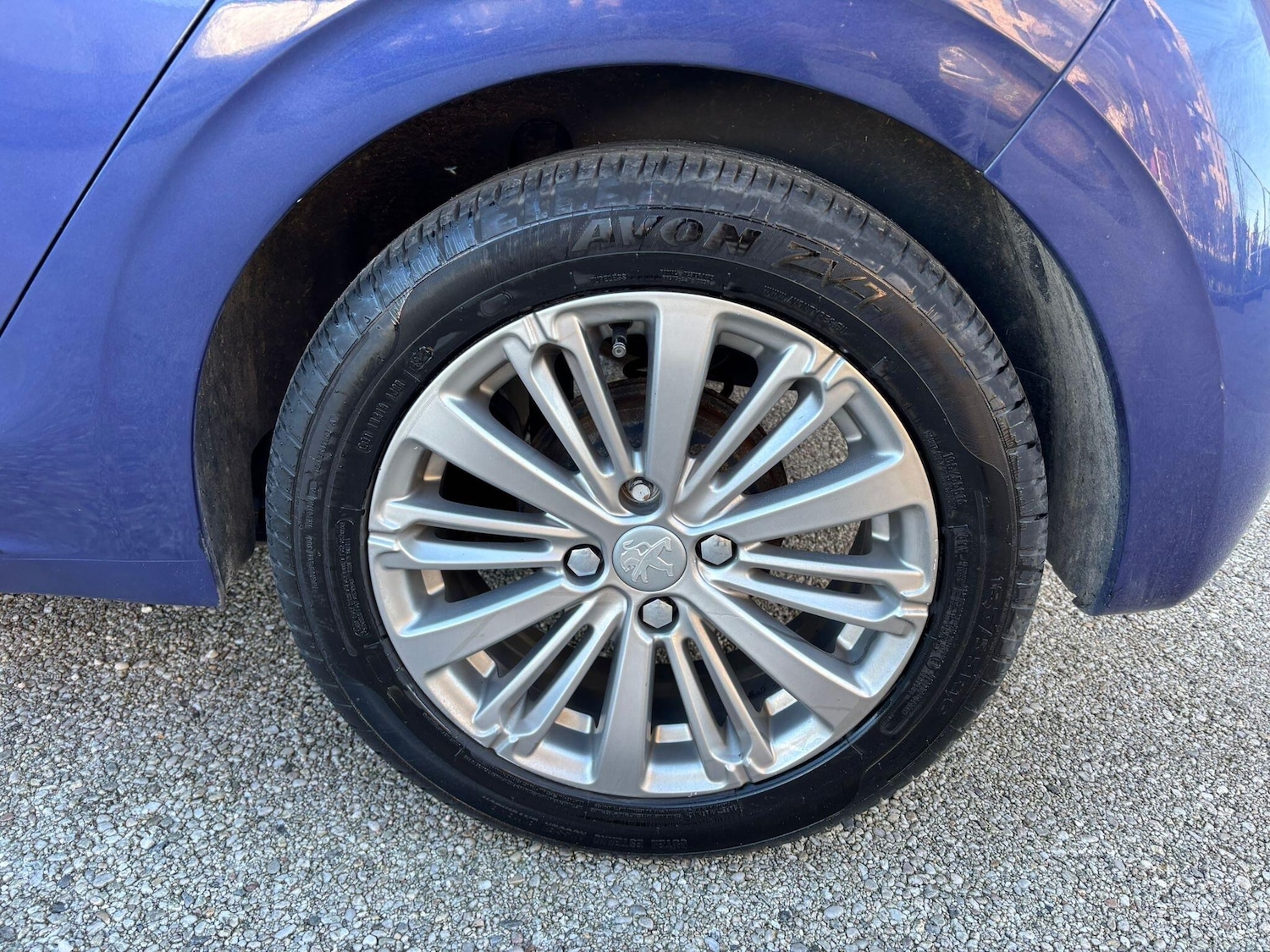 Used Peugeot 208 2017 for sale - 77940375: Photo 42