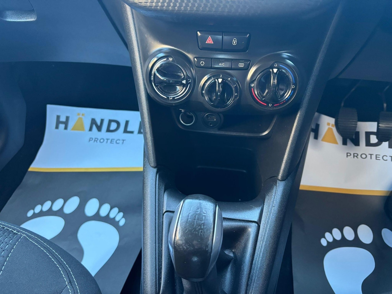 Used Peugeot 208 2017 for sale - 77940375: Photo 53