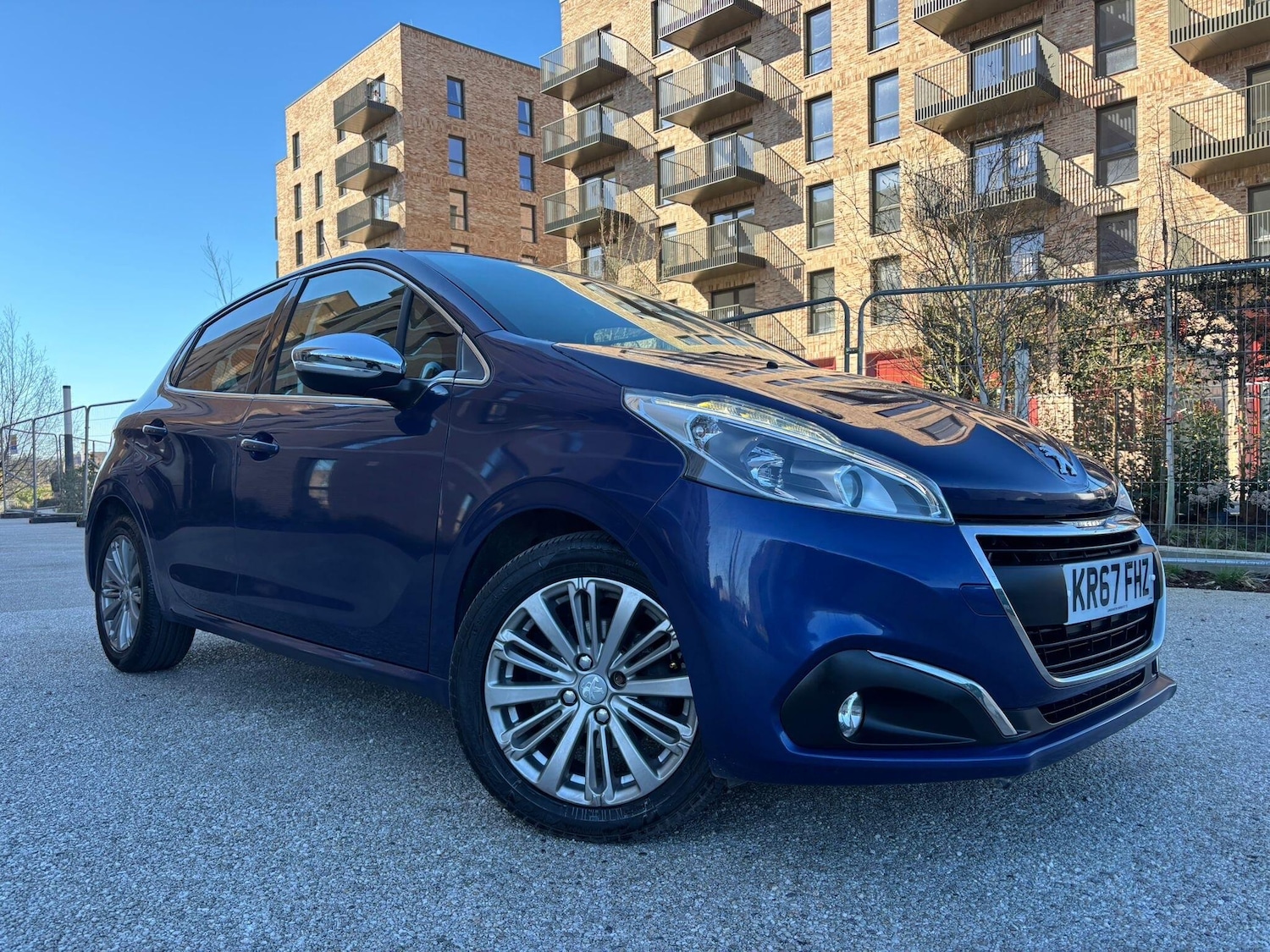 Used Peugeot 208 2017 for sale - 77940375: Photo 9