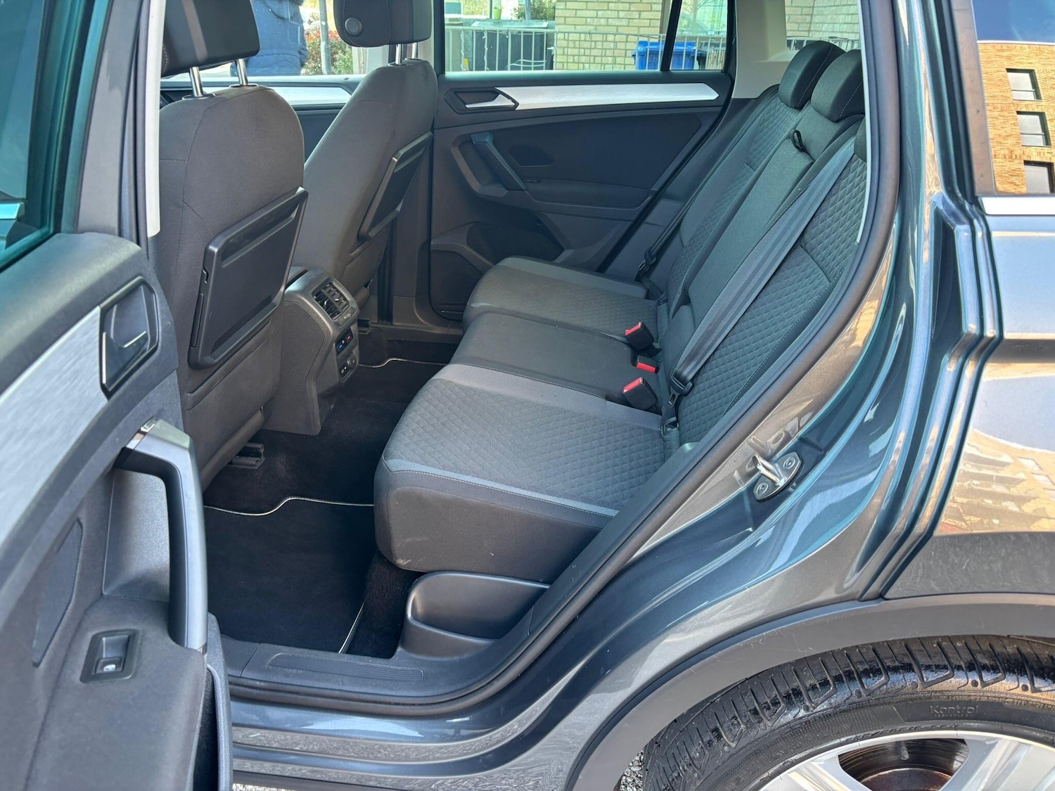 Used Volkswagen Tiguan for sale - 77925389: Photo 50