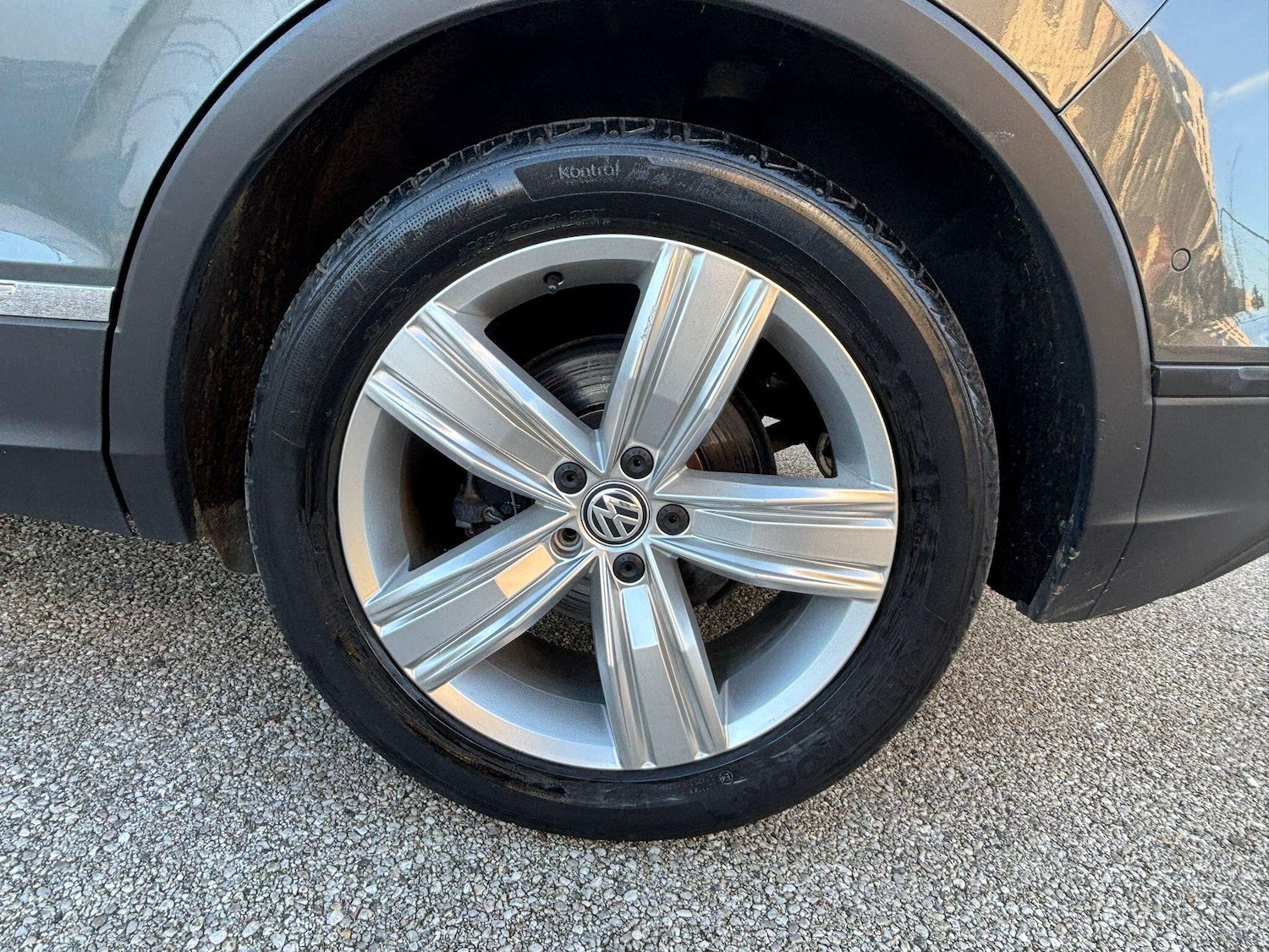 Used Volkswagen Tiguan for sale - 77925389: Photo 59