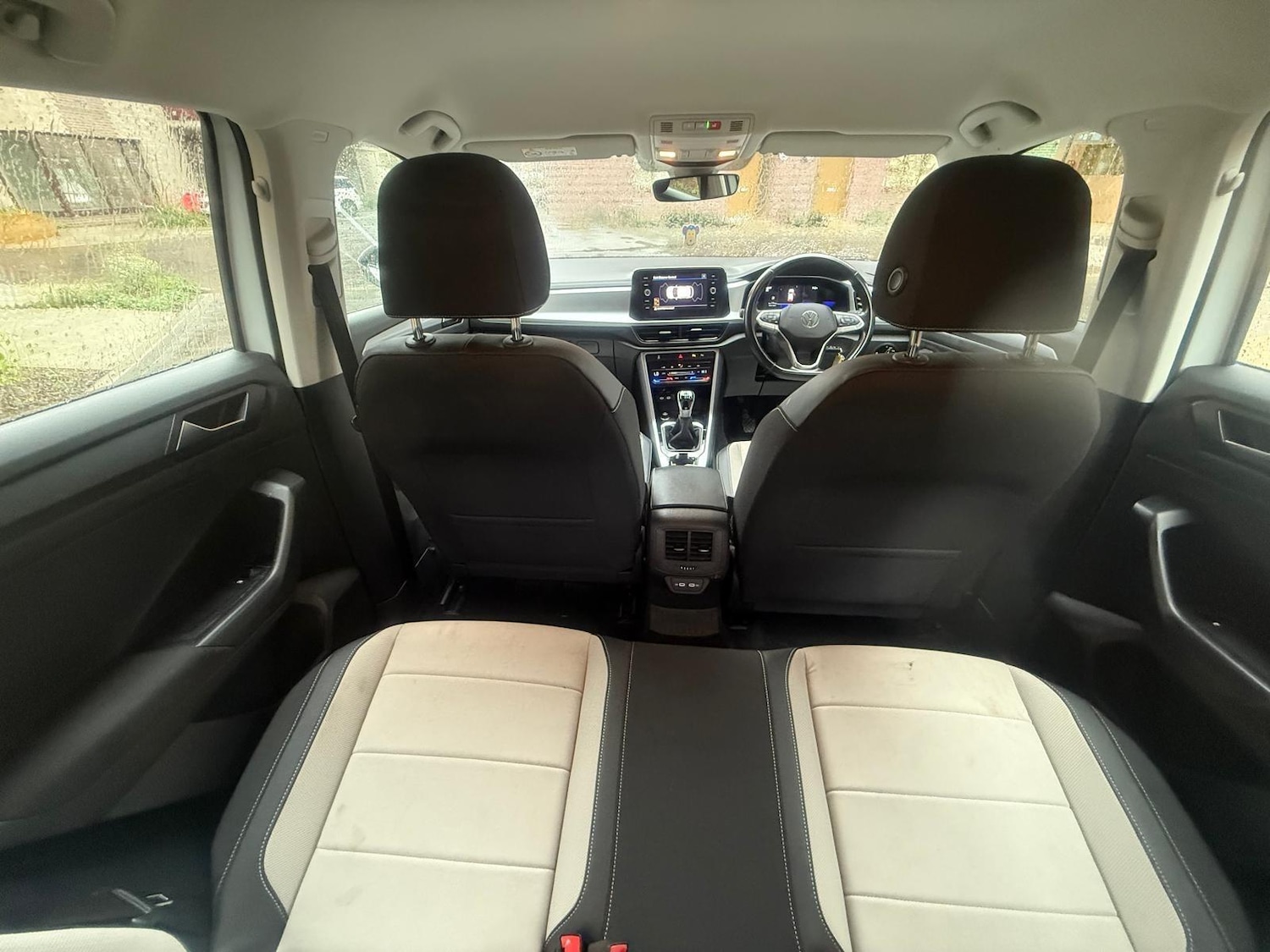 Used Volkswagen T-Roc 2023 for sale - 76991619: Photo 16