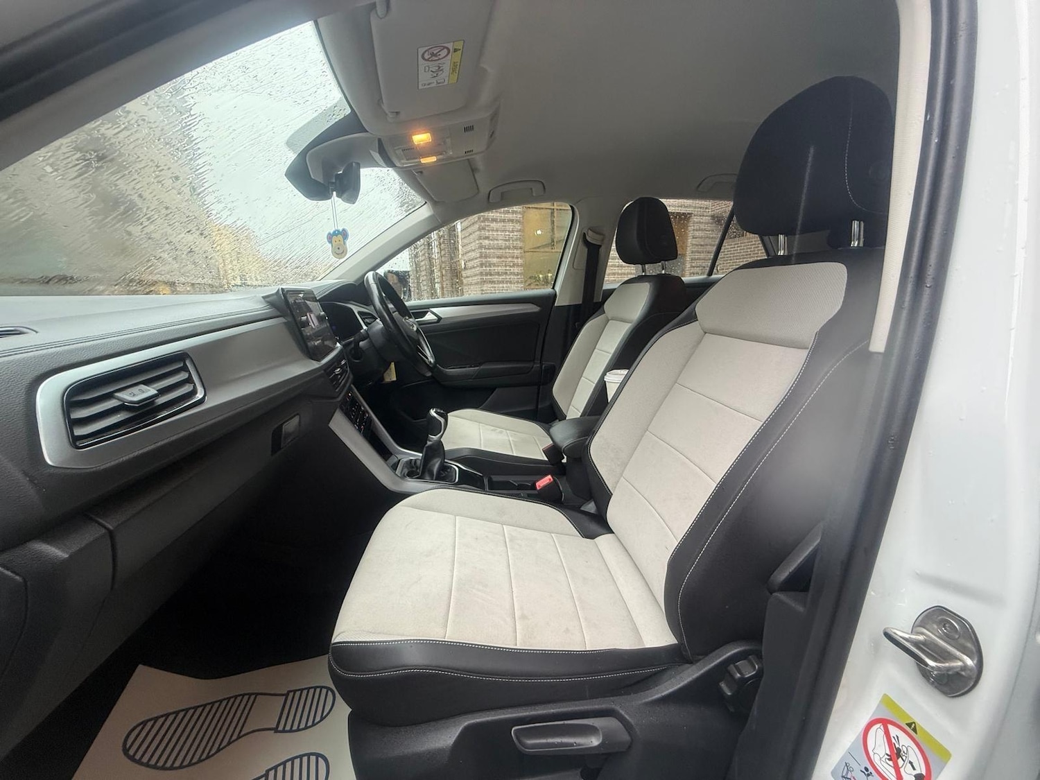 Used Volkswagen T-Roc 2023 for sale - 76991619: Photo 19