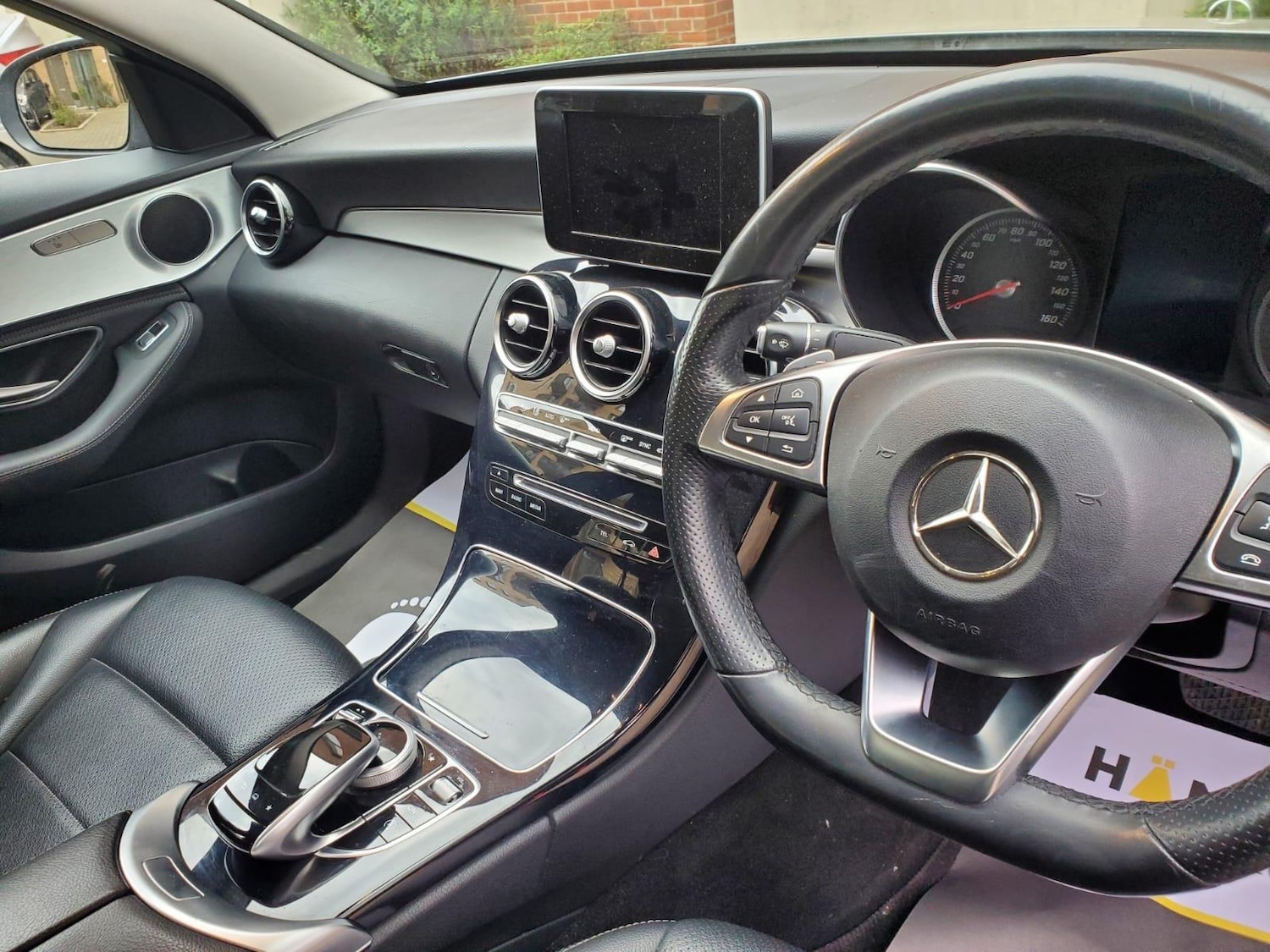 Used Mercedes-Benz C Class 2014 for sale - 76995929: Photo 3