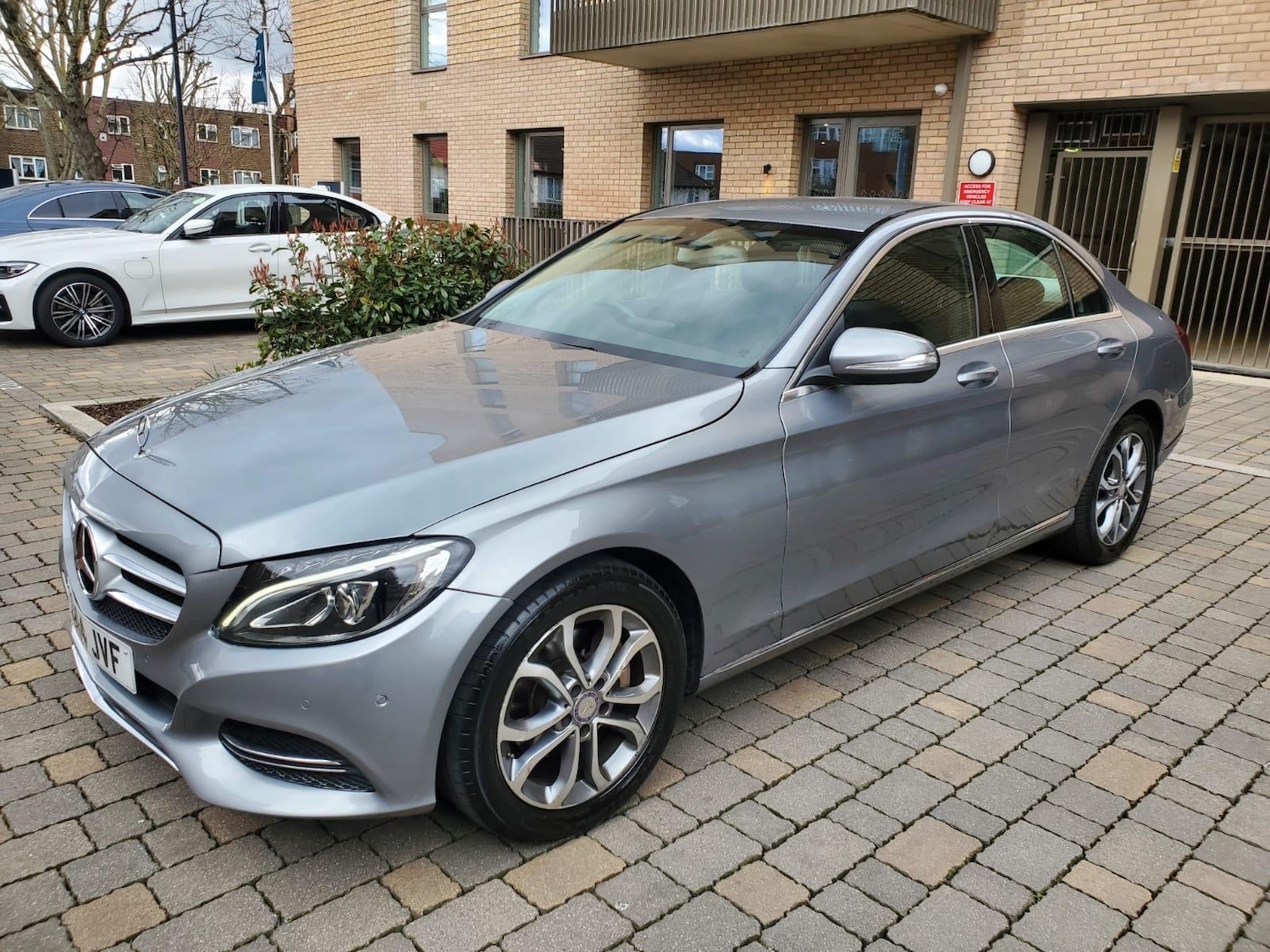 Used Mercedes-Benz C Class 2014 for sale - 76995929: Photo 6