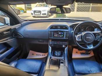 Used Jaguar XE 2018 for sale - 74100183: Photo