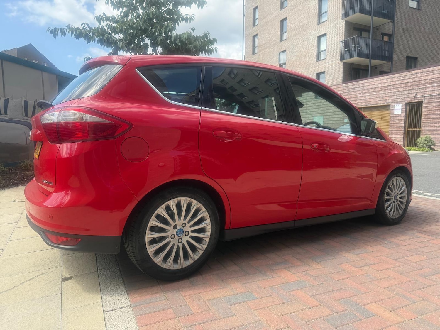 Used Ford C-Max 2011 for sale - 77109915: Photo 21