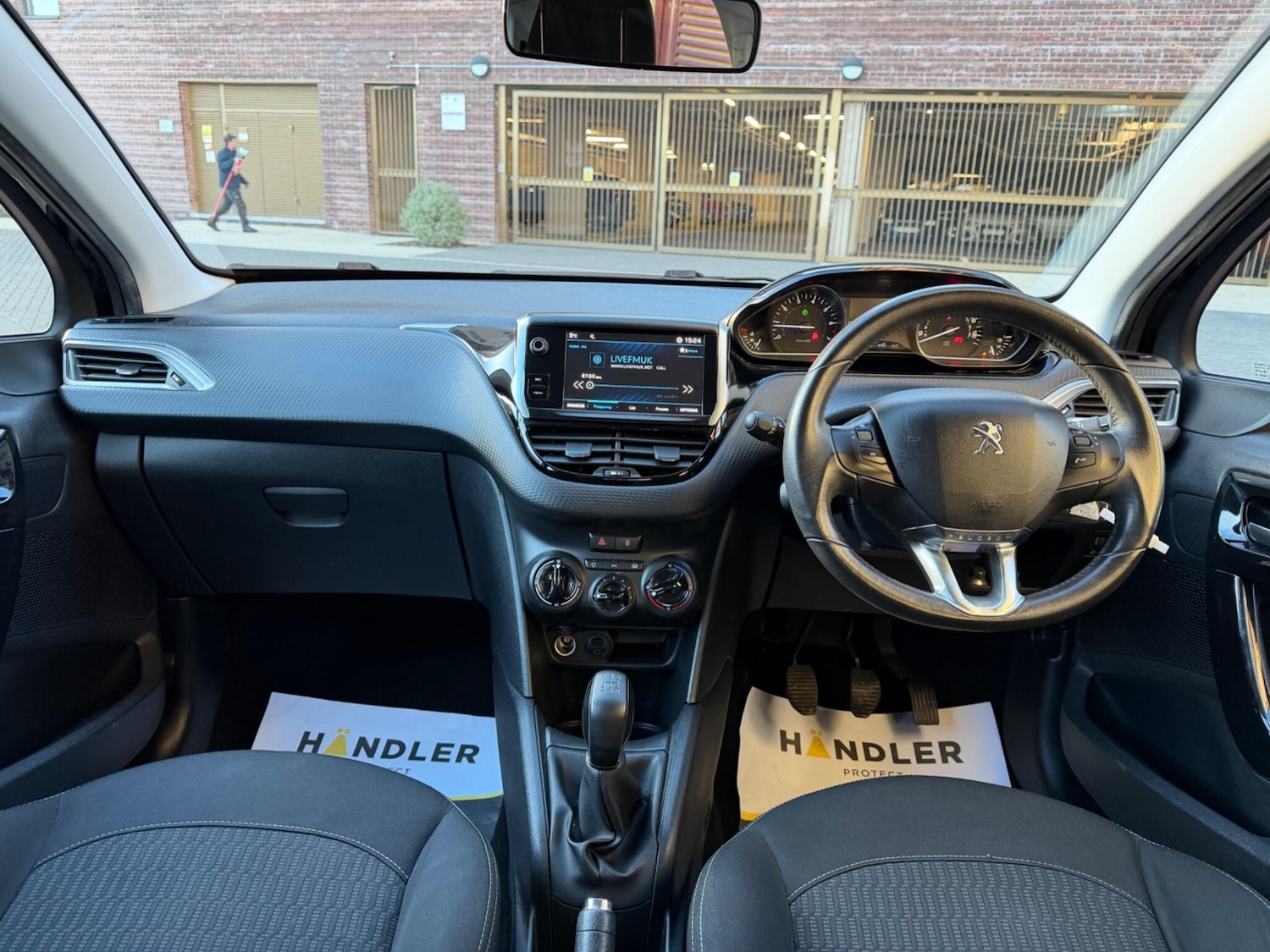 Used Peugeot 208 for sale - 77267113: Photo 18