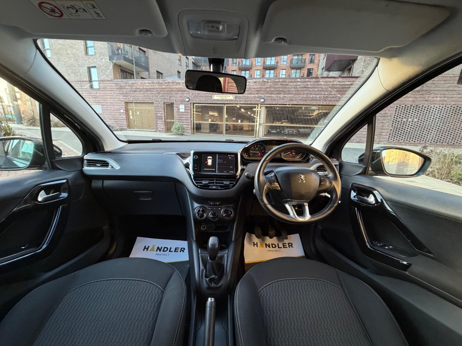 Used Peugeot 208 for sale - 77267113: Photo 3