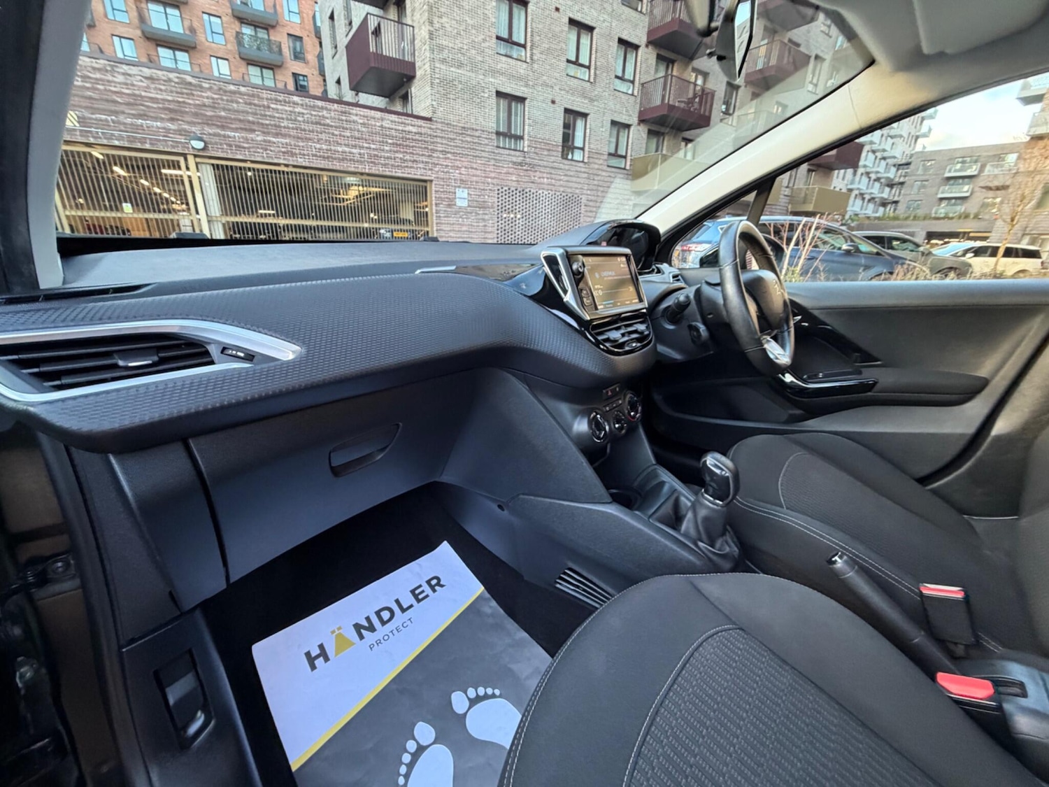 Used Peugeot 208 for sale - 77267113: Photo 31