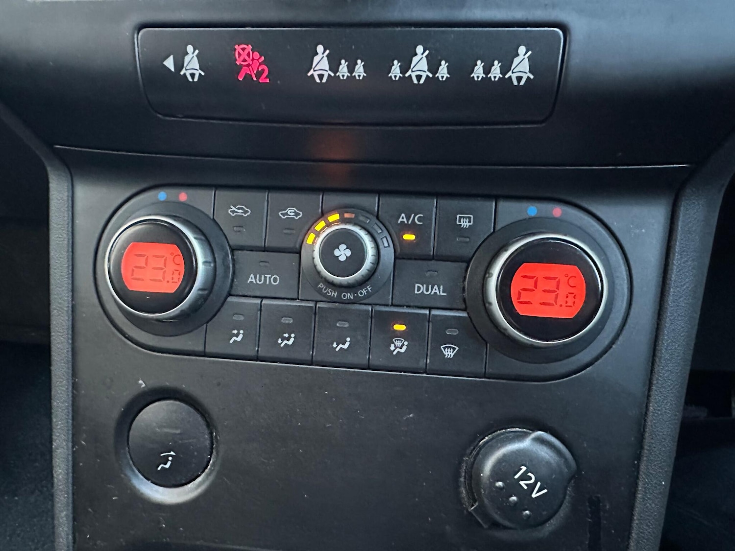 Used Nissan Qashqai+2 2009 for sale - 76714245: Photo 24