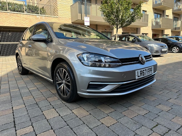 Used Volkswagen Golf 2017 for sale - 76121856: Photo 10