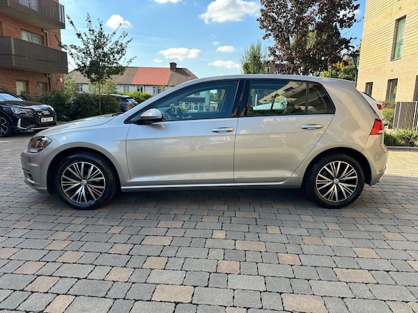 Used Volkswagen Golf 2017 for sale - 76121856: Photo 12