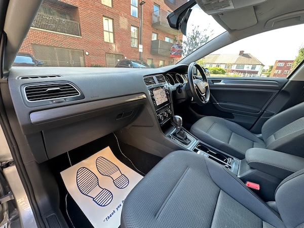 Used Volkswagen Golf 2017 for sale - 76121856: Photo 18