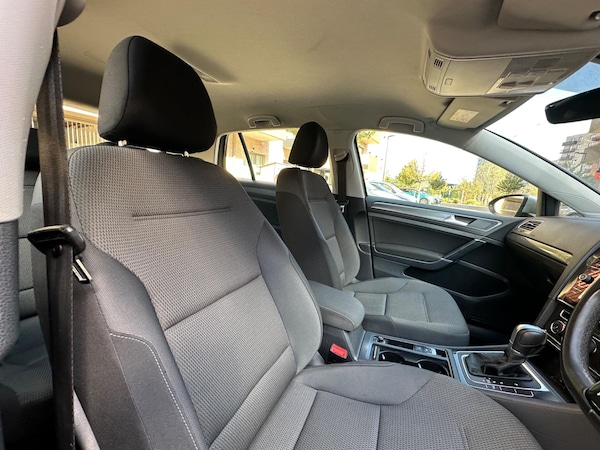 Used Volkswagen Golf 2017 for sale - 76121856: Photo 33