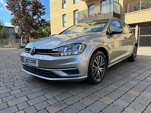 Used Volkswagen Golf 2017 for sale - 76121856: Photo 5