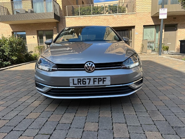 Used Volkswagen Golf 2017 for sale - 76121856: Photo 6