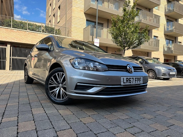 Used Volkswagen Golf 2017 for sale - 76121856: Photo 8