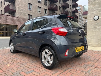 Used Hyundai i10 2022 for sale - 76522057: Photo