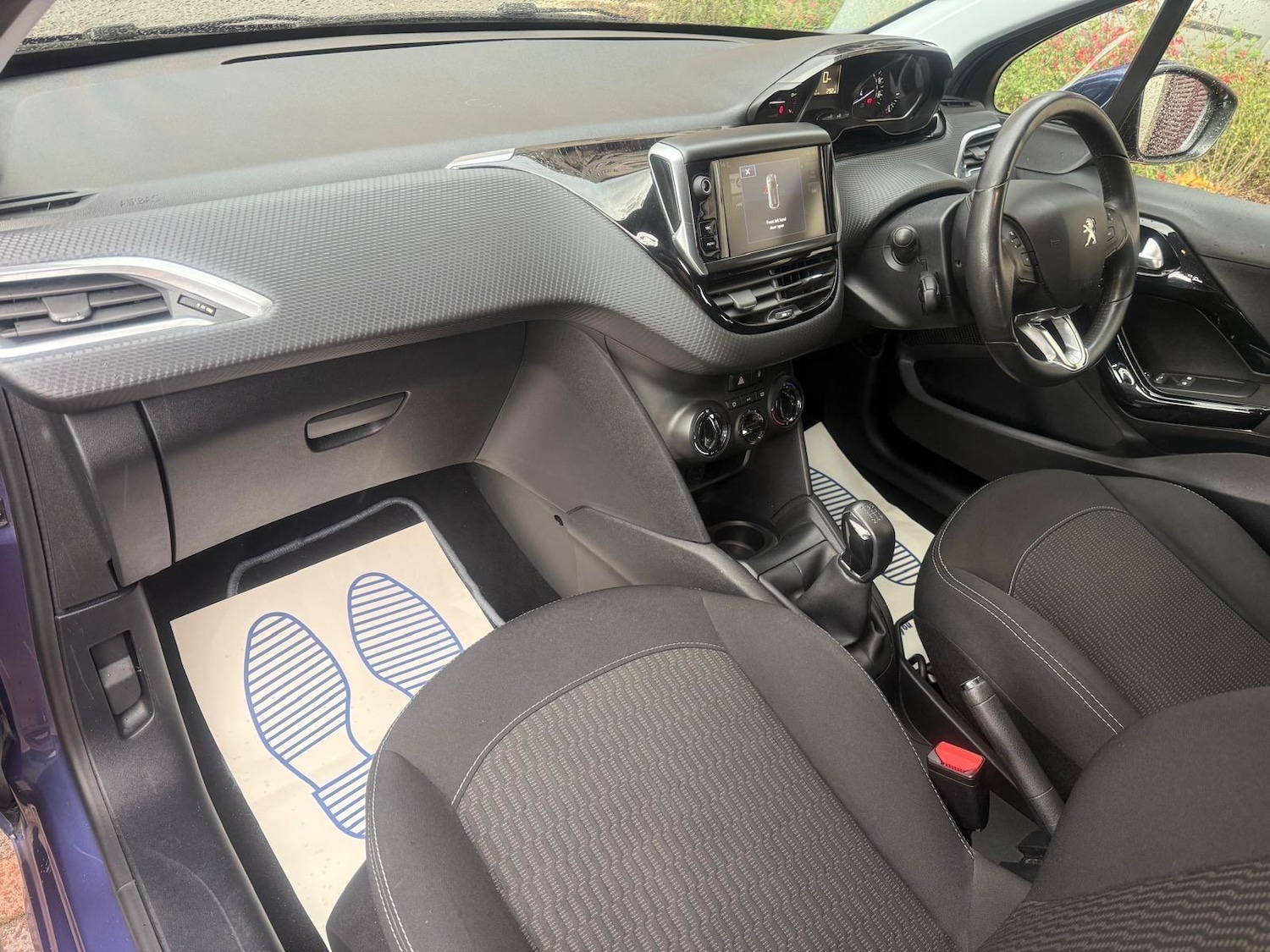 Used Peugeot 208 2017 for sale - 77468389: Photo 21